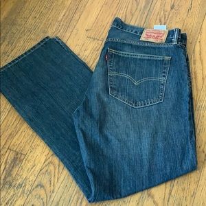 Mens Levi’s 559 relaxed fit jeans